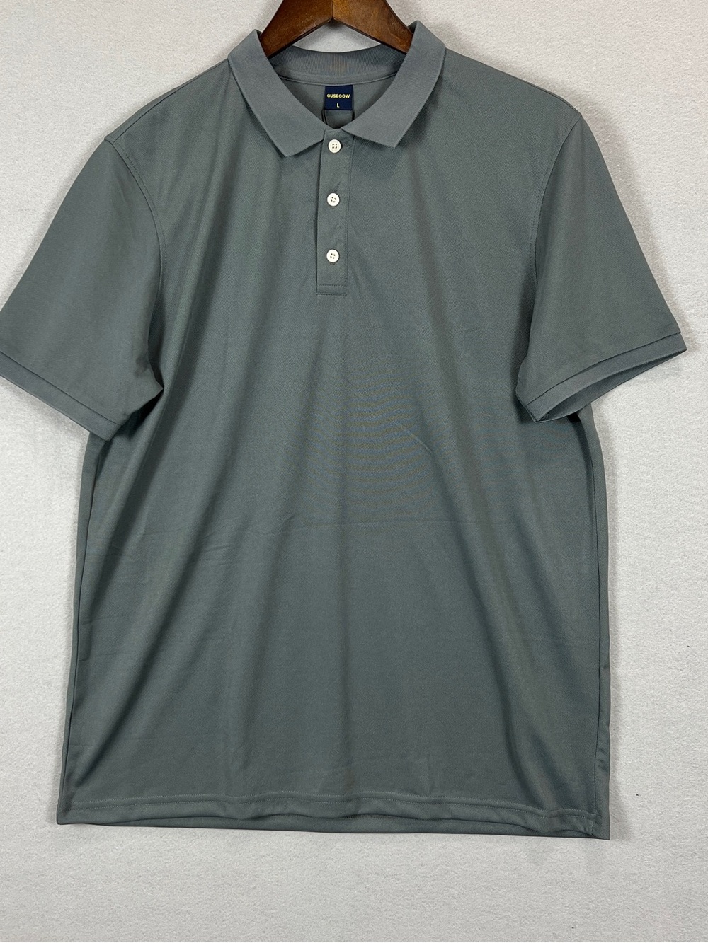 GUSEOOW Men’s Polo Shirt Size L Gray Short Sleeve NWT
